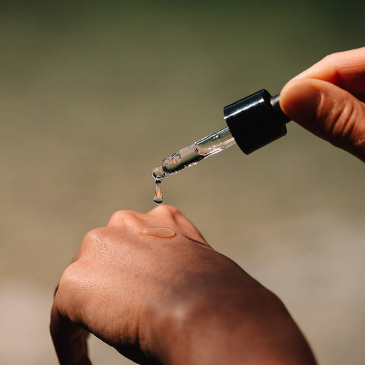 Hyaluron Serum mit Pipette Botanik Atelier