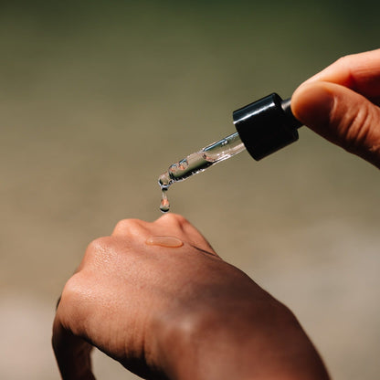 Hyaluron Serum mit Pipette Botanik Atelier